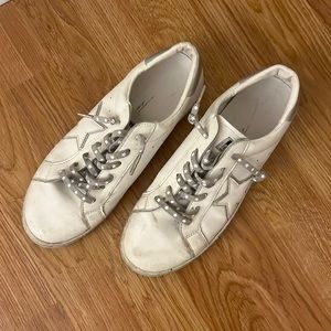 Preloved vintage havana size 10